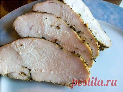 Куриные грудки (a la пасторма)

Ингредиенты:

- куриные грудки
- соль
- хмели-сунели
- красный перец
- растительное масло

Приготовление:

Раскочегарить духовку по максимуму. Куриные грудки натереть солью с растительным маслом (примерно 1 столовая ложка на грудку), щедро обвалять в хмели-сунели, красном перце или в любимых жгучих специях. Дать постоять минут 10, пока греется духовка.

Выложить грудки на пекарскую бумагу, не уменьшая нагрева, выпекать до 20 минут. Духовку о...