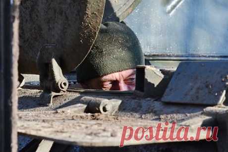 На Украине ликвидировали воевавшего на стороне ВСУ литовца. Воевавшего на стороне ВСУ гражданина Литвы Тадаса Тумаса ликвидировали на украинской территории. Об этом сообщил портал 15min.lt, позже информацию подтвердил министр обороны балтийской республики Арвидас Анушаускас. Это первый случай гибели гражданина Литвы, который участвует в боевых действиях на Украине.