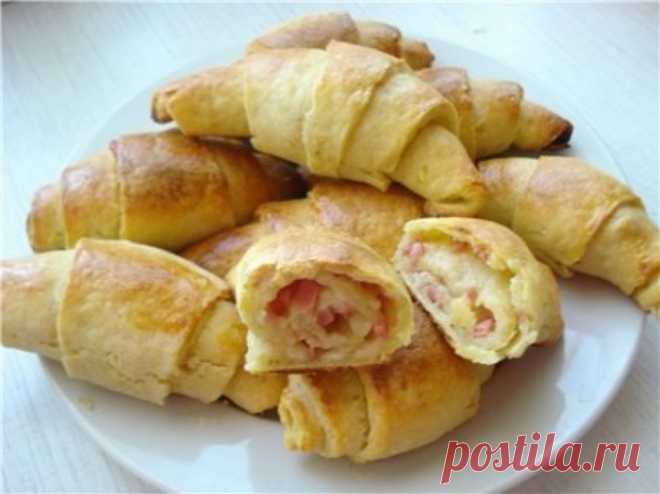 Картофельные рогалики с сырной начинкой