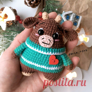 Бычок Толстопузик амигуруми. Схемы и описания для вязания игрушек крючком! Бесплатный мастер-класс от Людмилы Куропатовой по вязанию маленького бычка по имени Толстопузик. Высота вязаной игрушки примерно 10 см. Для изготовлен…