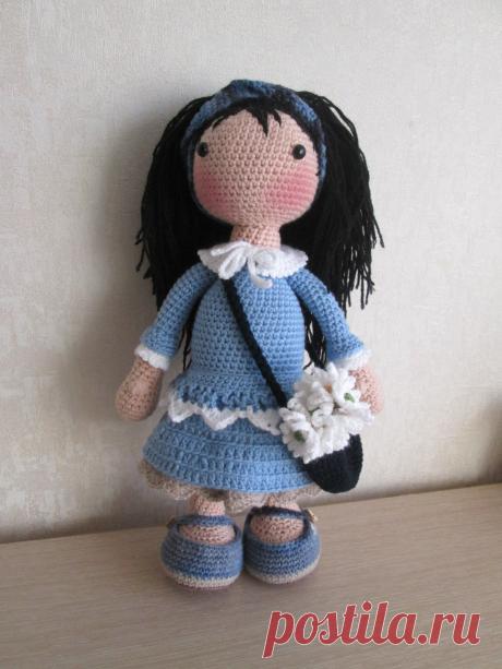 Кукла амигуруми
