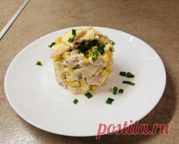 Салат из курицы с кукурузой и яичными блинчиками рецепт с фото пошаговый от Светлана Харченко - Овкусе.ру