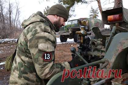 В США рассказали о роли артиллерии в войсках России. «Богом войны» для российских сил остается артиллерия, как об этом говорил Иосиф Сталин, указано в отчете Штаба Сухопутных войск США. Как отметили военные, российские Сухопутные войска сейчас повышают точность разведки, дальность и скорострельность огня, применяют различные виды высокоточного оружия.
