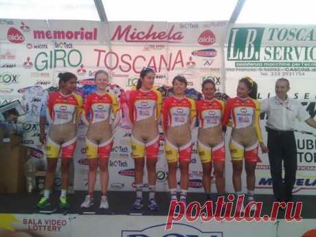 10 самых жутких проколов со спортивной формой | Зашибись