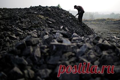 В Китае начали раздавать талоны на уголь. Местные власти некоторых китайских провинций начали раздавать талоны на уголь, чтобы граждане могли отапливать свои дома. В Шочжоу (городской округ в провинции Шаньси) власти раздали купоны 47 тысячам семей. Каждый купон рассчитан на две тонны субсидированного угля, его должно хватить на зиму и раннюю весну.