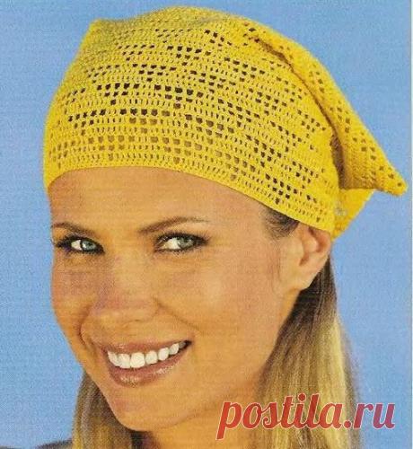 Косынка крючком в филейной технике.