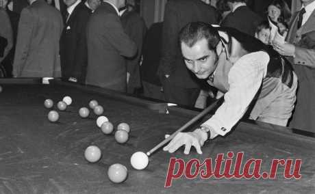 Умер шестикратный чемпион мира по снукеру Рэй Риардон. Звезда снукера 1970-х Рэй Риардон умер на 92-м году жизни. Он шесть раз выиграл чемпионат мира и помог завоевать титул другой звезде снукера Ронни О'Салливану
