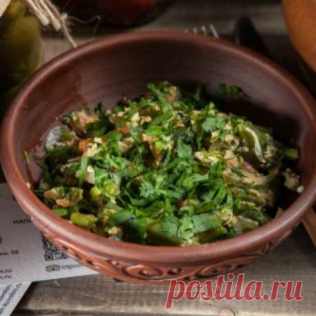 Фасоль по-деревенски. С луком, помидорами и в омлете!