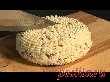 Mandeln zur Milch hinzugefügt! Meine Großmutter hat mir dieses Geheimnis beigebracht.