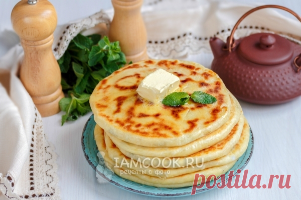 Лепёшки с сыром и зеленью на сковороде — пошаговый рецепт с фото и видео