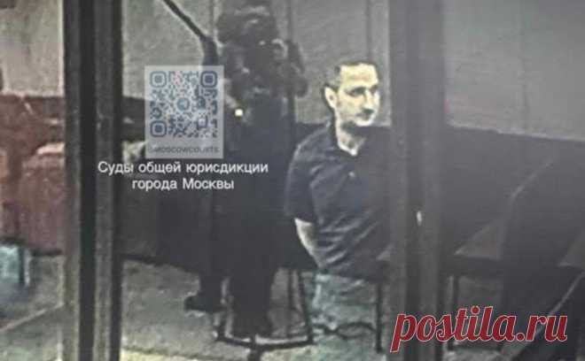 Участник нападения на инкассаторов в 2017 году получил 16 лет колонии. Один из участников нападения на инкассаторов в 2017 году в Москве получил 16 лет колонии строгого режима, сообщила столичная прокуратура в своем телеграм-канале.