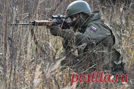 ВС России ликвидировали штурмовую группу ВСУ под Донецком. Российская армия ликвидировала под Донецком штурмовую группу Вооруженных сил Украины (ВСУ), пытавшуюся вернуть потерянные позиции. Об этом сообщил советник главы Донецкой народной республики (ДНР) Ян Гагин. По его словам, было уничтожено 30 украинских бойцов, еще около 15 штурмовиков смогли отступить.
