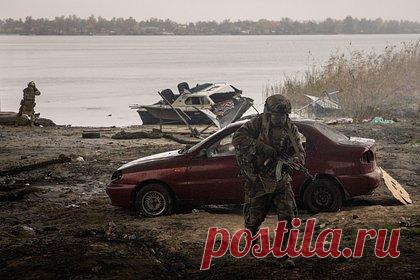 Во Франции заявили о соучастии в конфликте на Украине. Участие французских наемников в боевых действиях делает Париж соучастником конфликта на Украине. Об этом заявил бывший капитан военной разведки Пьер Плас. Он добавил, что многие из французских военных, отправляющихся на Украину, имеют экстремистское прошлое, представляя как крайне левый, так и крайне правый лагерь.