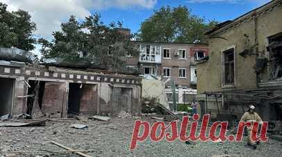 Военный эксперт Кнутов о видео взрыва в Таганроге: вполне возможно, упали обломки ракеты. Военный эксперт Юрий Кнутов в беседе с RT предположил, что на видео с авторегистратора, появившемся ранее в сети, может быть запечатлён момент падения обломков сбитой украинской ракеты. Читать далее