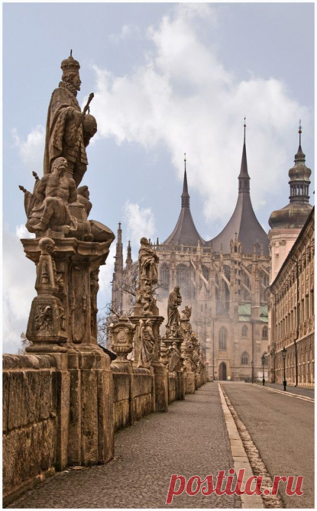 The cathedral of St.Barbara in Kutná Hora (Central Bohemia)…
500px.com  |  Pinterest • Всемирный каталог идей