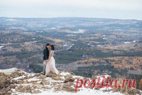 Горы - потрясающий пейзаж для романтичной истории пары! Топ-9 историй на фоне бесподобных горных вершин! 1. Любовь и горы: love-story Артема и Ирины weddywood.ru/ljubov_i_gory_love-story_artema_i_iriny 2. Горы, небо и еще один повод влюбиться: love-story Саши и Лены weddywood.ru/gory_nebo_i_eshche_odin_povod_vljubitsja_love-story_sashi_i_leny 3. На вершине чувств: love-story Карины и Андрея в Крыму weddywood.ru/na_vershine_chuvstv_love-story_kariny_i_andreja_v_krymu 4. Очарование природы:…