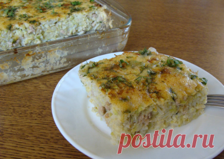 Сытная и сочная запеканка с кабачками и курицей
