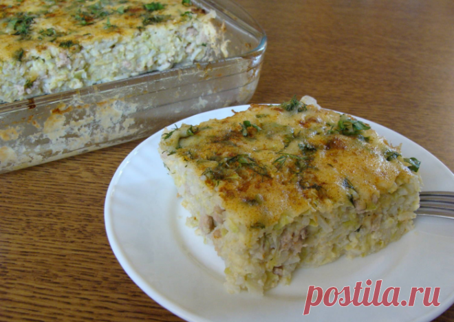 Сытная и сочная запеканка с кабачками и курицей