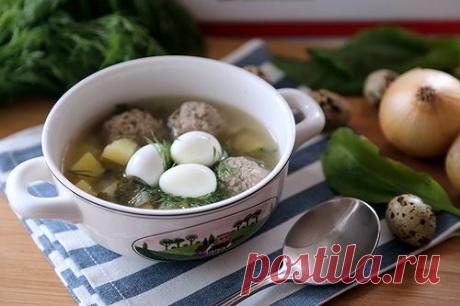Щавелевый суп с фрикадельками.