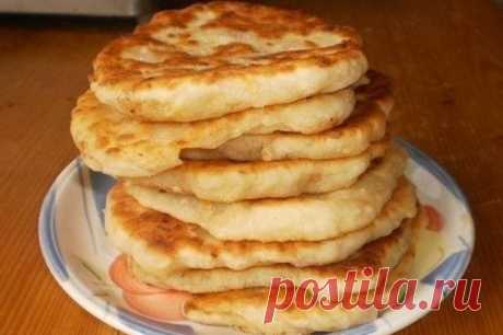 Мягкие сырные лепешки с начинкой из ветчины