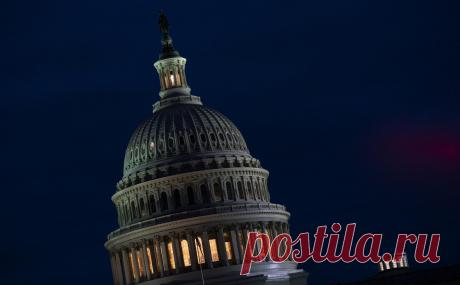 Politico узнала о согласии лидеров конгресса США предотвратить шатдаун. По сведениям Politico, лидеры конгресса США договорились в четвертый раз временно продлить работу правительства, чтобы не допустить приостановки работы министерств. Конгрессменам остается на голосование два дня