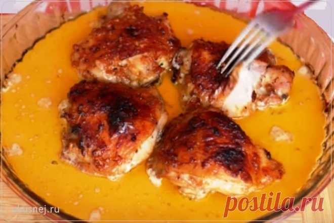 Блюдо Шкмерули – грузинская кухня, курица, приготовленная в очень вкусном, ос...