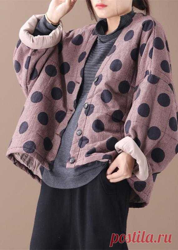 Luxury casual jackets red plaid dotted v neck Button Down women coats Luxury casual jackets red plaid dotted v neck Button Down women coatsThis dress is made of cotton or linen fabric, soft and breathy. Flattering cut. Makes you look slimmer and matches easlily. Materials used: cotton blendedMeasurement:One size fits all for this item. Please make sure your size doesn't exceed this size: BUST-144cm      length front 60cm / 23.4