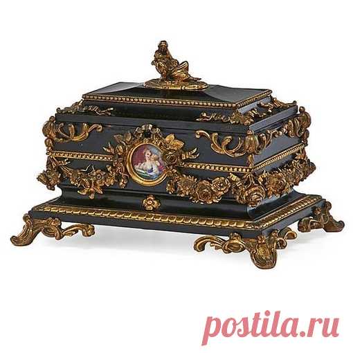 ДОРОГИЕ КУДЕСНИЦЫ! 
Недавно в подборке для вдохновения вы видели чудесные шкатулочки. Наш мастер готов сделать заготовки некоторых из них. Если вас заинтересовало такое предложение, пишите в л.с мне или Ирине.
#онаших_товарах@tovar_dekupaj #важная_информация@tovar_dekupaj