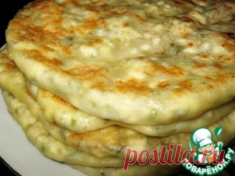Плацинды с творогом и зеленью - кулинарный рецепт