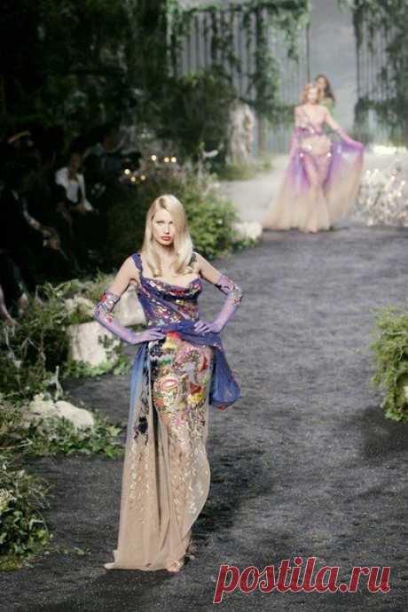 Christian Dior at Couture Fall 2005 / Путь моды