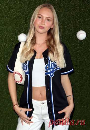 Подборка фотосессий звезд и знаменитостей 11.11.2025