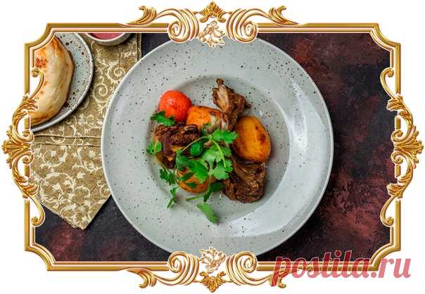 #Картошка #с #мясом #в #казане. На костре ещё вкуснее

Отличная альтернатива шашлыку. В казане у вас получится сочнейшее блюдо с аппетитными подрумяненными овощами.

Время приготовления:
Показать полностью...