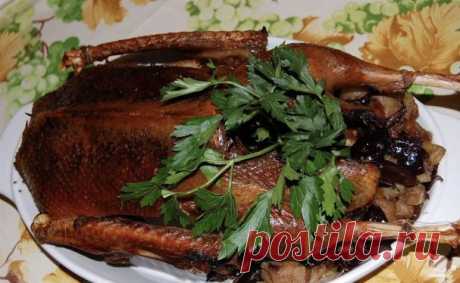 Гусь с черносливом - пошаговый рецепт с фото на Повар.ру