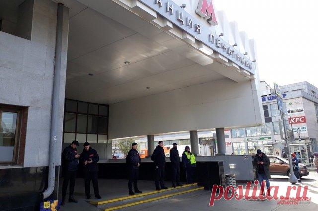 Обстановка у станции метро «Печатники». Два поезда утром столкнулись на станции метро «Печатники» в Москве, пострадали 5 человек.