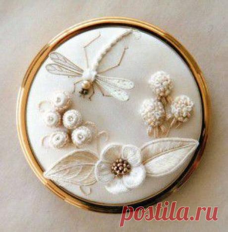 ОБЪЕМНАЯ ВЫШИВКА ТАТЬЯНЫ СЕМЕНОВОЙ