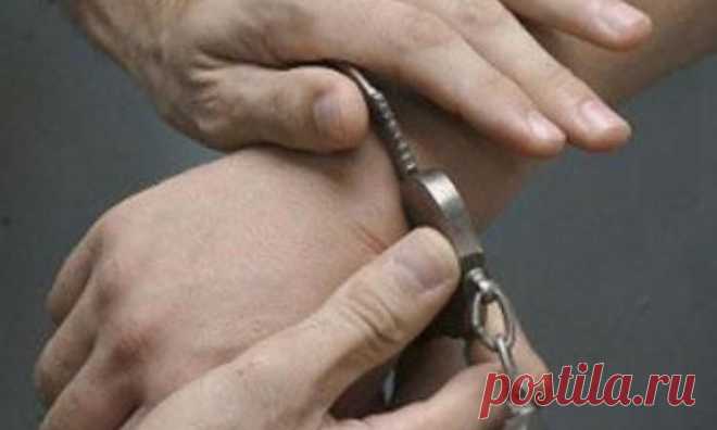 В Ростове 5 омоновцев по пути за обмундированием скрутили уличного грабителя