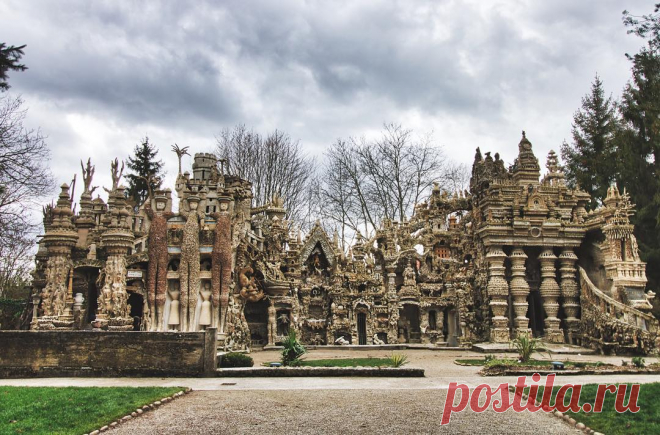 Jack в Instagram: «A shot I took of Palais Ideal du Facteur Cheval. (Postman Cheval's Ideal Palace)» 76 отметок «Нравится», 4 комментариев — Jack (@jackdoumanian) в Instagram: «A shot I took of Palais Ideal du Facteur Cheval. (Postman Cheval's Ideal Palace)»