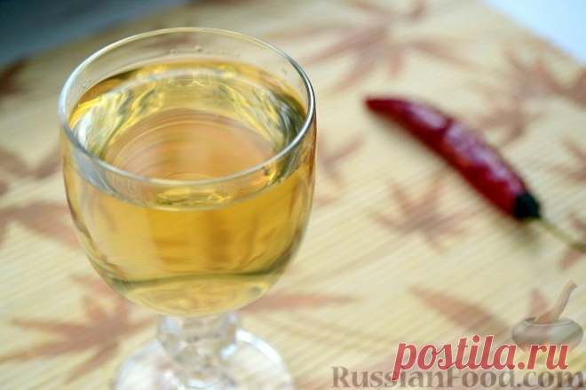 Крамбамбуля Ароматная белорусская настойка, очень напоминающая по вкусу знаменитую Бехеровку. Очень легко готовится и так же легко и приятно пьется. Попробуйте приготовить крамбамбулю, и гости наперебой станут просить у вас рецепт приготовления этого интересного напитка...