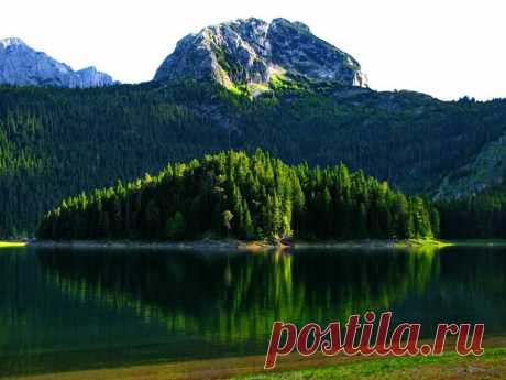 (12) Mensur Dzankovic
Crno jezero/Black lake-Durmitor