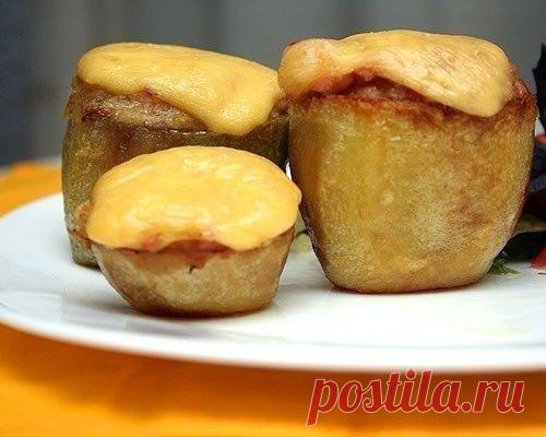 Фаршированный картофель в стаканчиках