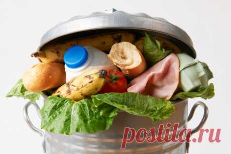 Что я делаю с продуктами, чтобы они не попали в мусорное ведро, если вдруг мы не успеваем их съесть. Часть 1. Я не люблю выбрасывать еду. И сегодня покажу, что я делаю с продуктами, чтобы они не попали в мусорное ведро, если вдруг мы не успеваем их съесть. И, конечно, расскажу, как я их потом использую. В одной статье я, к сожалению, не смогу разместить все, что хочу, поэтому обязательно посмотрите все 3...