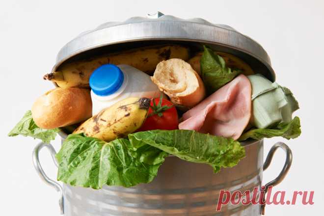 Что я делаю с продуктами, чтобы они не попали в мусорное ведро, если вдруг мы не успеваем их съесть. Часть 1. Я не люблю выбрасывать еду. И сегодня покажу, что я делаю с продуктами, чтобы они не попали в мусорное ведро, если вдруг мы не успеваем их съесть. И, конечно, расскажу, как я их потом использую. В одной статье я, к сожалению, не смогу разместить все, что хочу, поэтому обязательно посмотрите все 3...