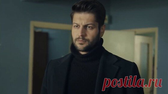 К Зейнеп пришла полиция. Моя мама
Делом о нападении на Шуле и Дженгиза начал заниматься молодой и успешный Синан. Он хорошо знает свое дело и если за него взялся, обязательно доведет до конца. Синан сразу понял,... Read more »
Читай дальше на сайте. Жми подробнее ➡