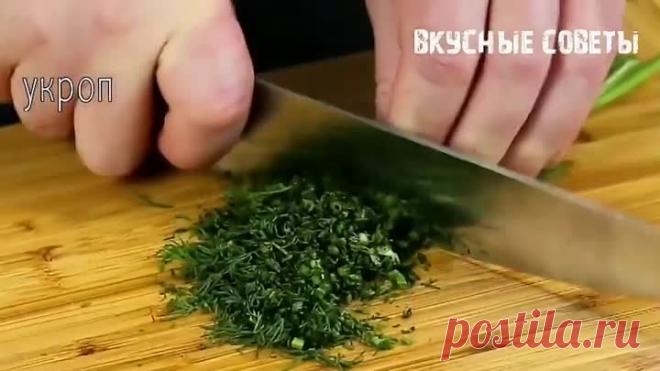 Я могу ГОТОВИТЬ этот Рецепт каждый день! Быстро и невероятно Вкусно! Пекинская капуста Я могу ГОТОВИТЬ этот Рецепт каждый день! Быстро и невероятно Вкусно! Пекинская капуста 
Рецепт:
Пекинская капуста - 300 г
Огурцы - 1 шт
Яйца - 4 шт
Зеленый лук
Укроп
Сметана - 3 ст.л.
Растительное масло - 3 ст.л.
Горчица - 1 ч.л.
Соль - 1/2 ч.л.