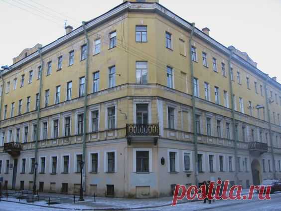 House where Dostoyevsky wrote 'Crime and Punishment', St. Petersburg   из Flickr - Photo Sharing!  |  Pinterest: инструмент для поиска и хранения интересных идей