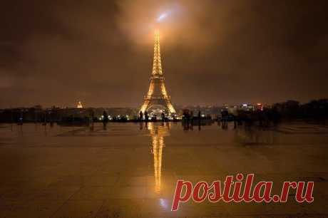 Каждый романтик мечтает хотя бы один раз в жизни увидеть Эйфелевую Башню