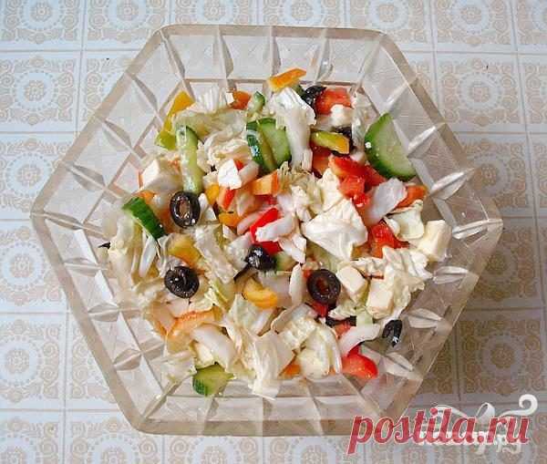 👌 Греческий салат на Новый год, ссылки Брынза 200 гр.
Огурцы 1 шт.
Маслины 100 гр.
Оливковое масло 50 мл.
Чеснок 2 зубчик
Капуста пекинская 300 гр.
Сладкий перец 2 шт.
Помидоры 2 шт.