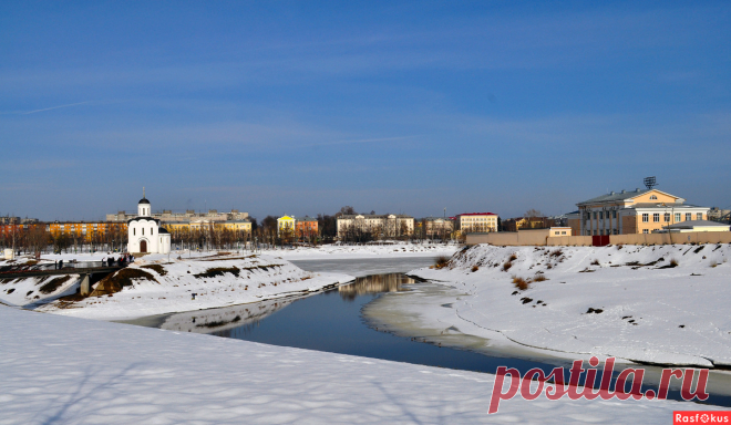 Фото: Устье Тьмаки при впадении в Волгу.. Николай Попов. Город - Фото и фотограф на Расфокусе.