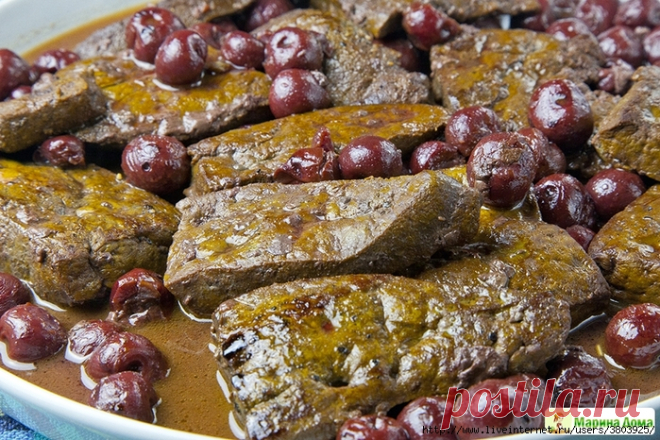 Печень с ... вишней - сочетание настолько же вкусное, насколько и необычное Фотографии блюд с использованием печени не всегда получаются фотогеничными и аппетитными. Именно так получилось и с этим снимком. Именно поэтому я долго думала перед тем, как решиться опубликовать рец…