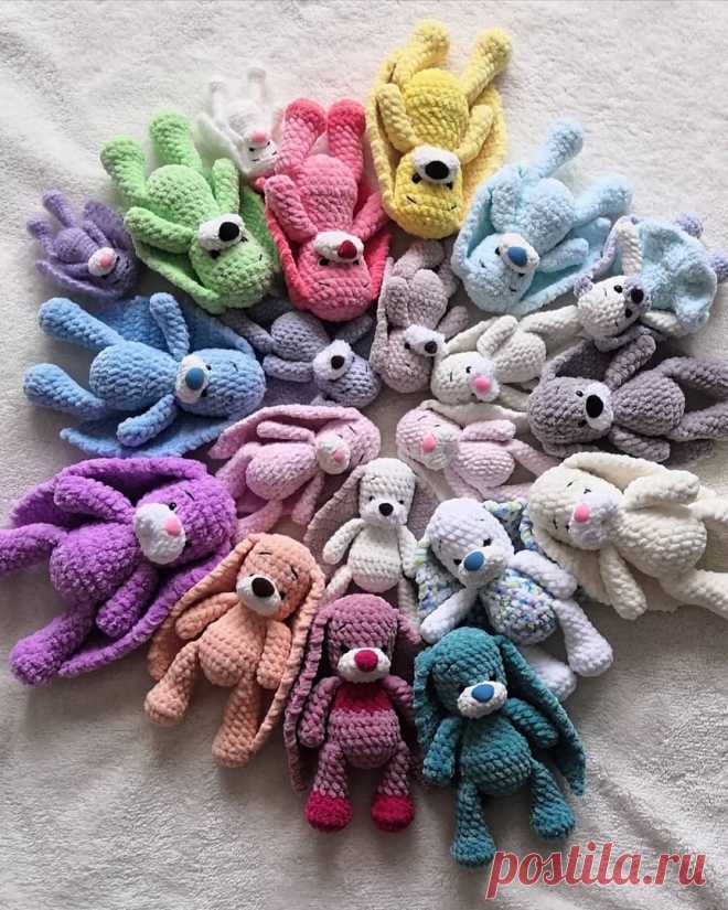PDF Зайка Буся крючком. FREE crochet pattern; Аmigurumi animal patterns. Амигуруми схемы и описания на русском. Вязаные игрушки и поделки своими руками #amimore - плюшевый заяц, зайчик из плюшевой пряжи, кролик, зайчонок, зайка, крольчонок.